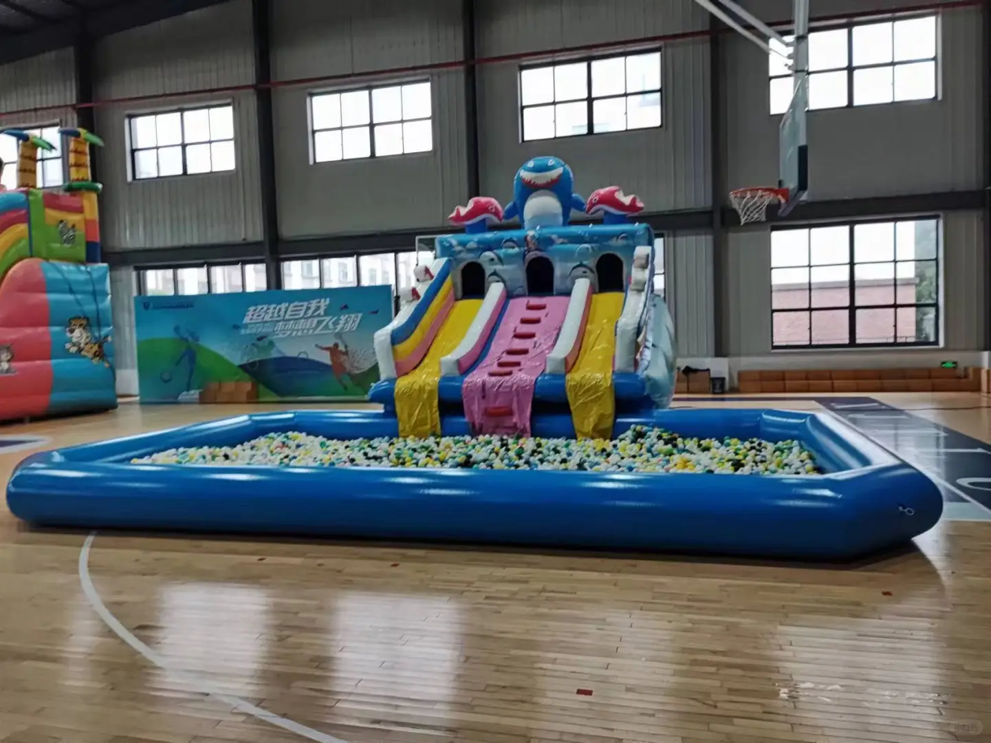 充气城堡出租滑梯海洋球出租积木乐园出租