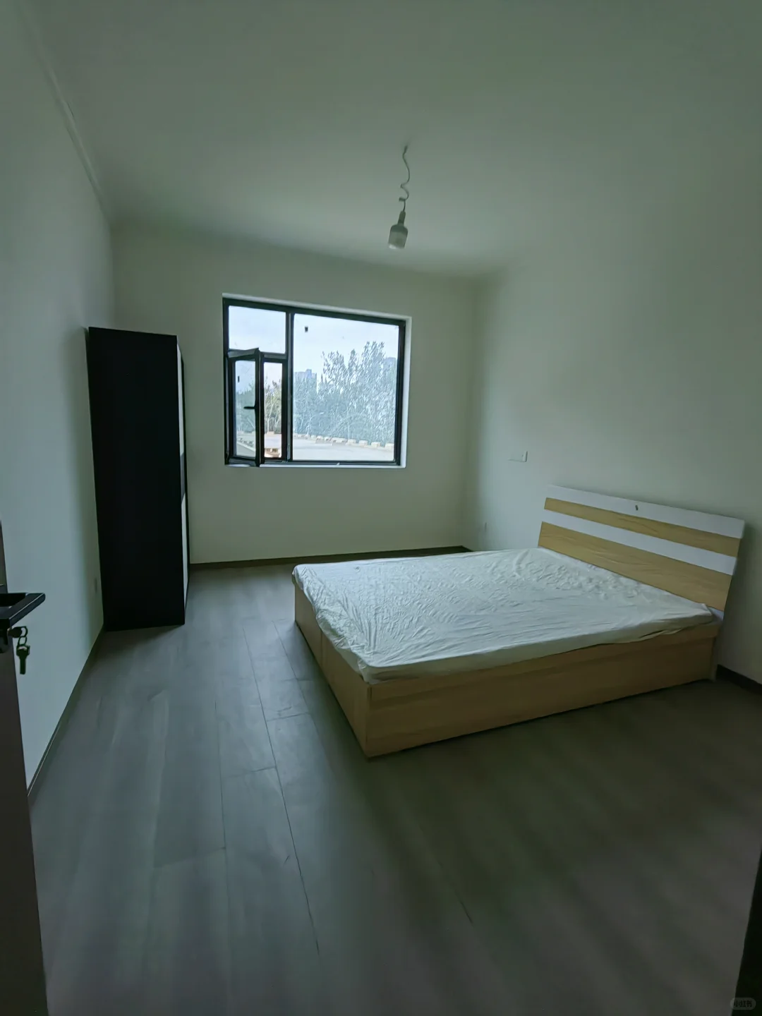 南中环平阳路口，三室两厅两卫，新房出租
