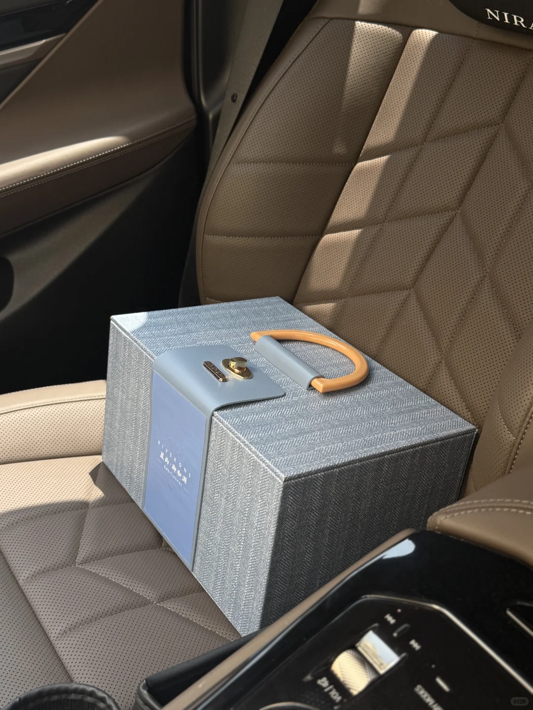 开发商送的小礼物🎁