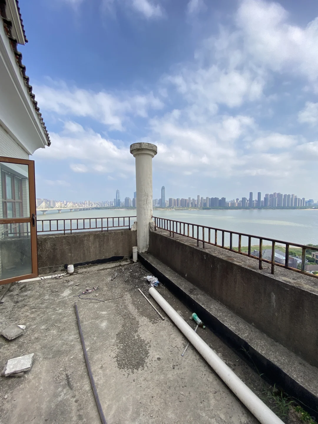 红角洲联泰香域滨江江景复式楼