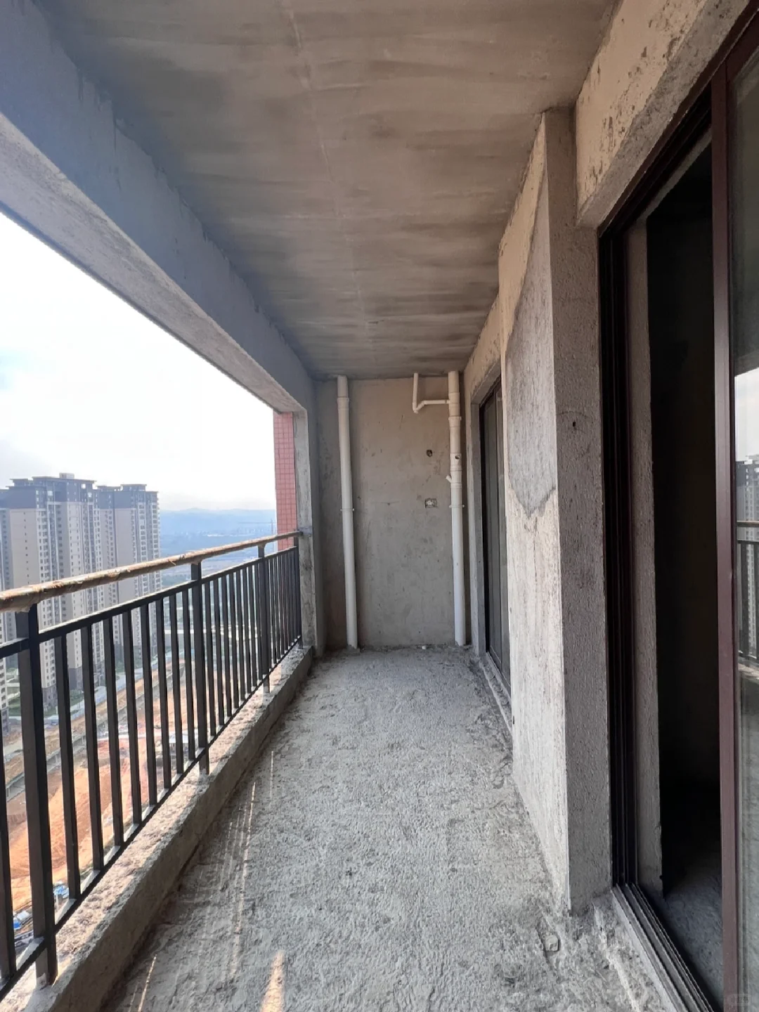要不是亲眼所见，万万没想到这是同一套房子