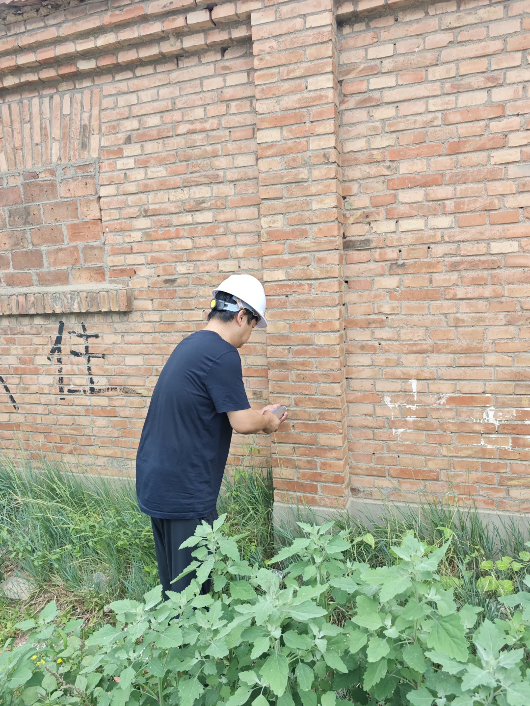 危房鉴定是指对房屋结构的安全性进行评估