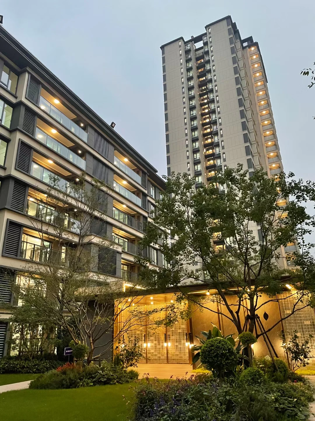 可恶！怎么没人告诉我住在he xin区这么爽！