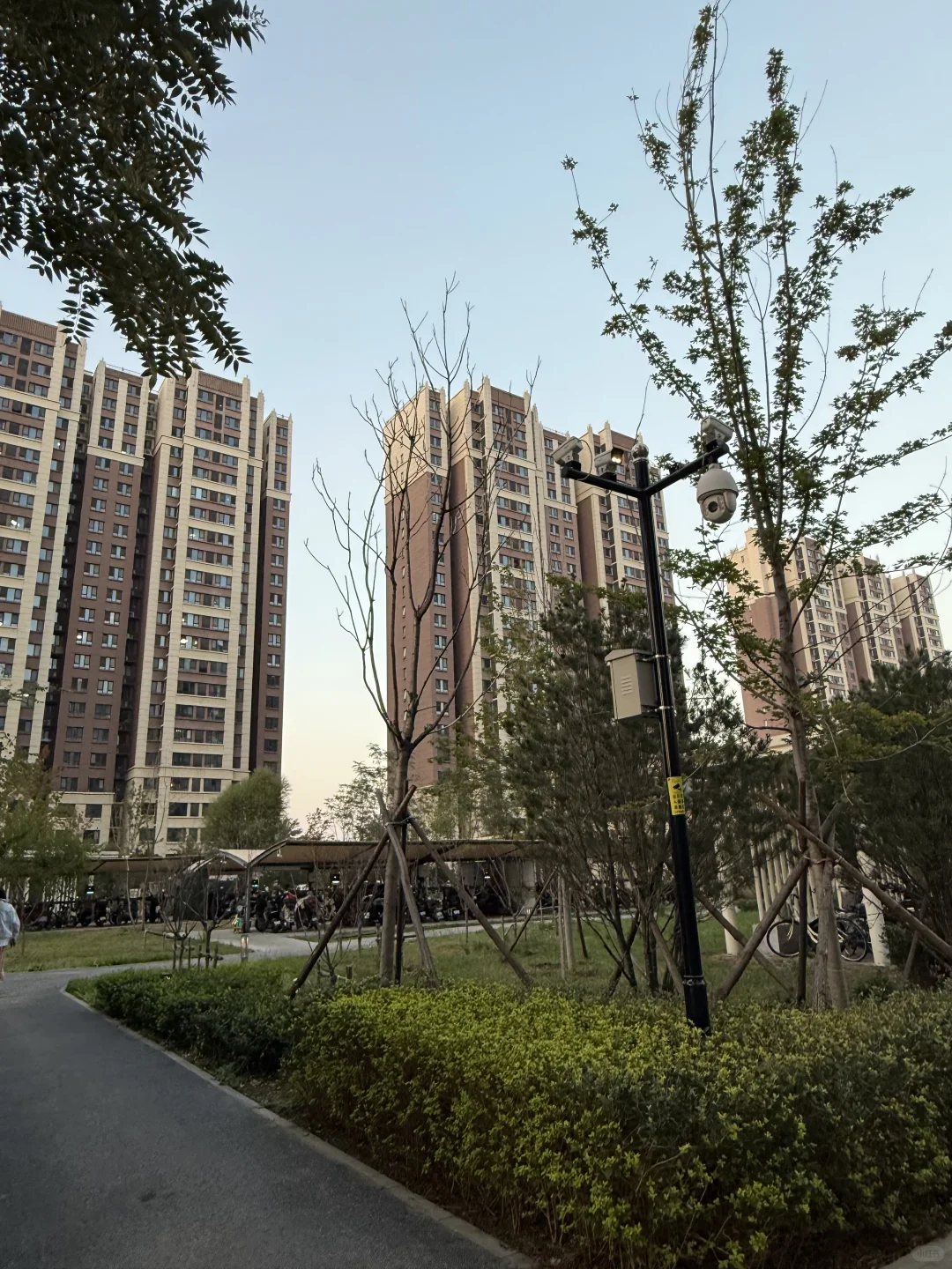 卖回迁房后悔了吗？90后拆二代内心感受🌤️