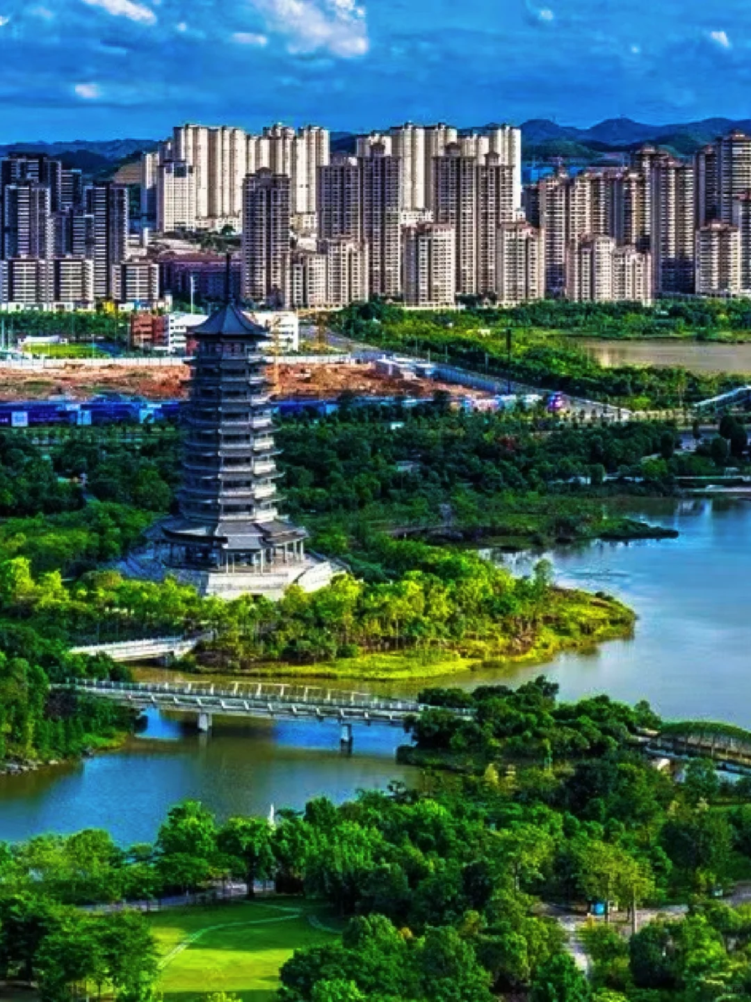 一口价! 五象湖芯学府现房，三中+实验+地铁