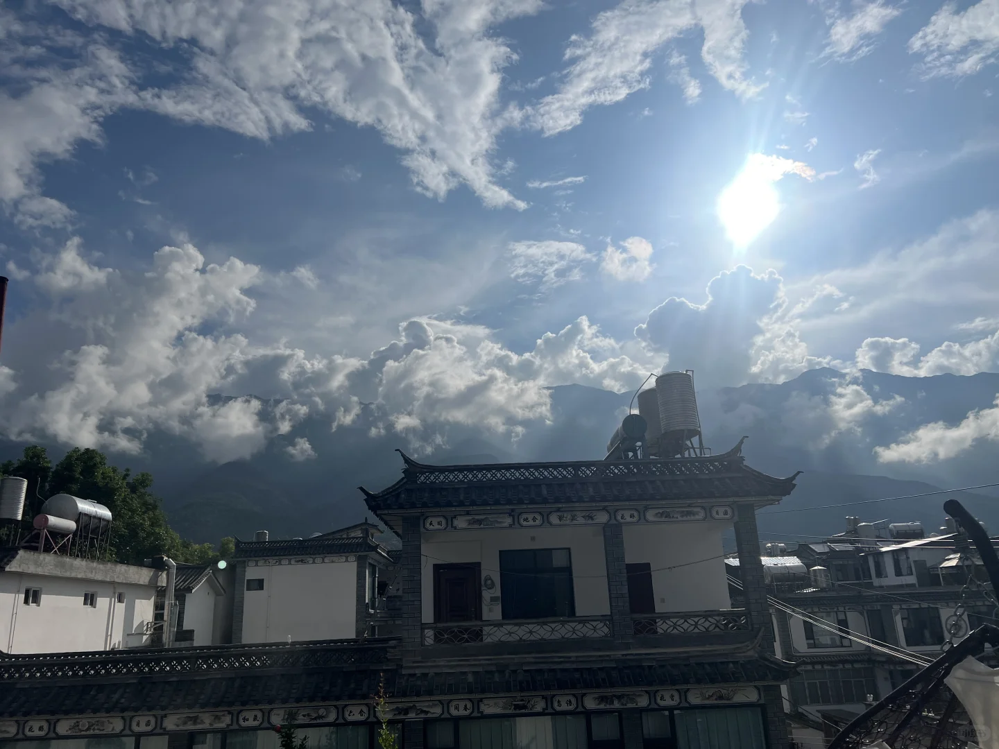 大理古城三塔三文笔 三室一厅一卫一厨出租