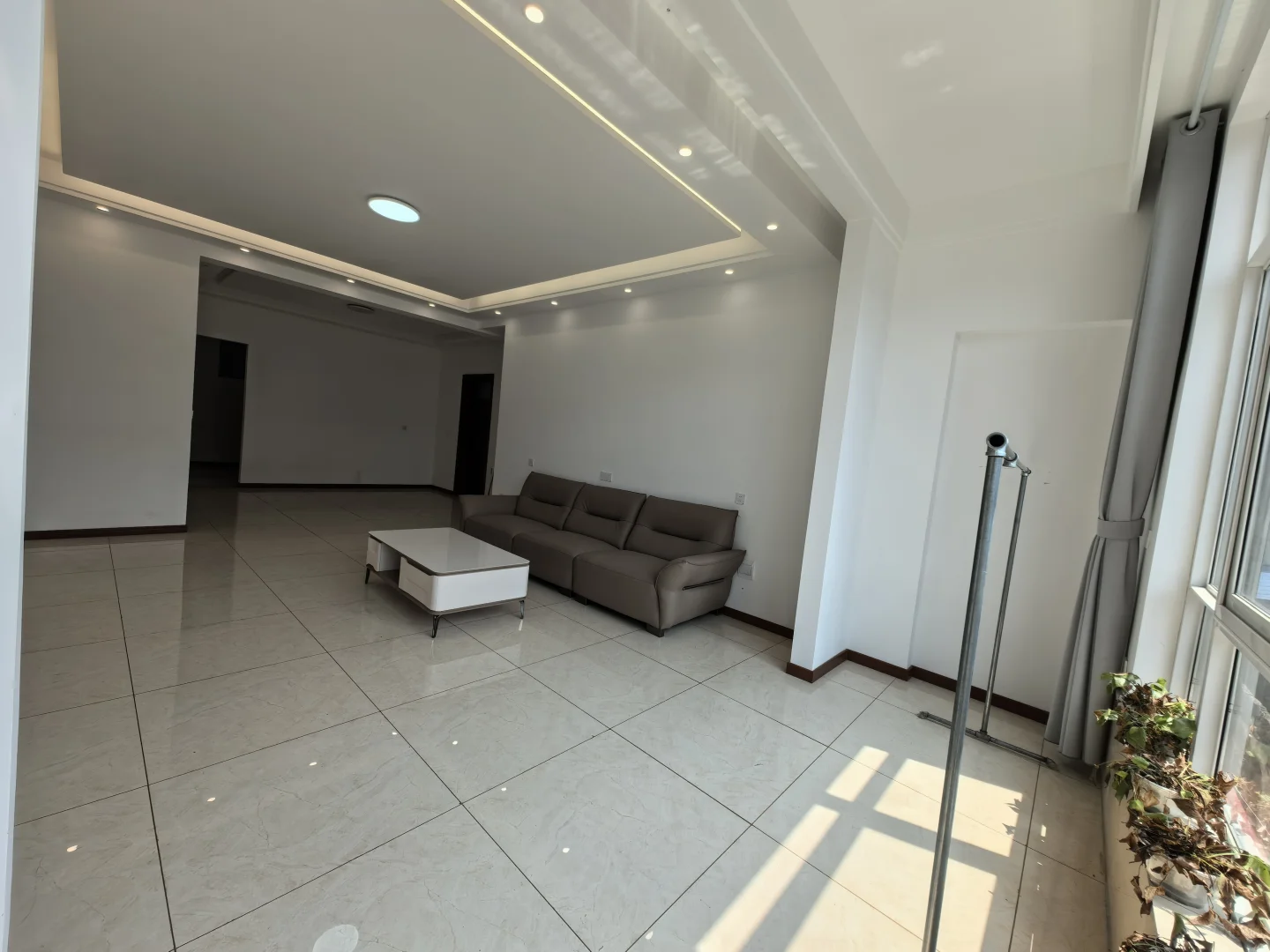 中心路自建房出租