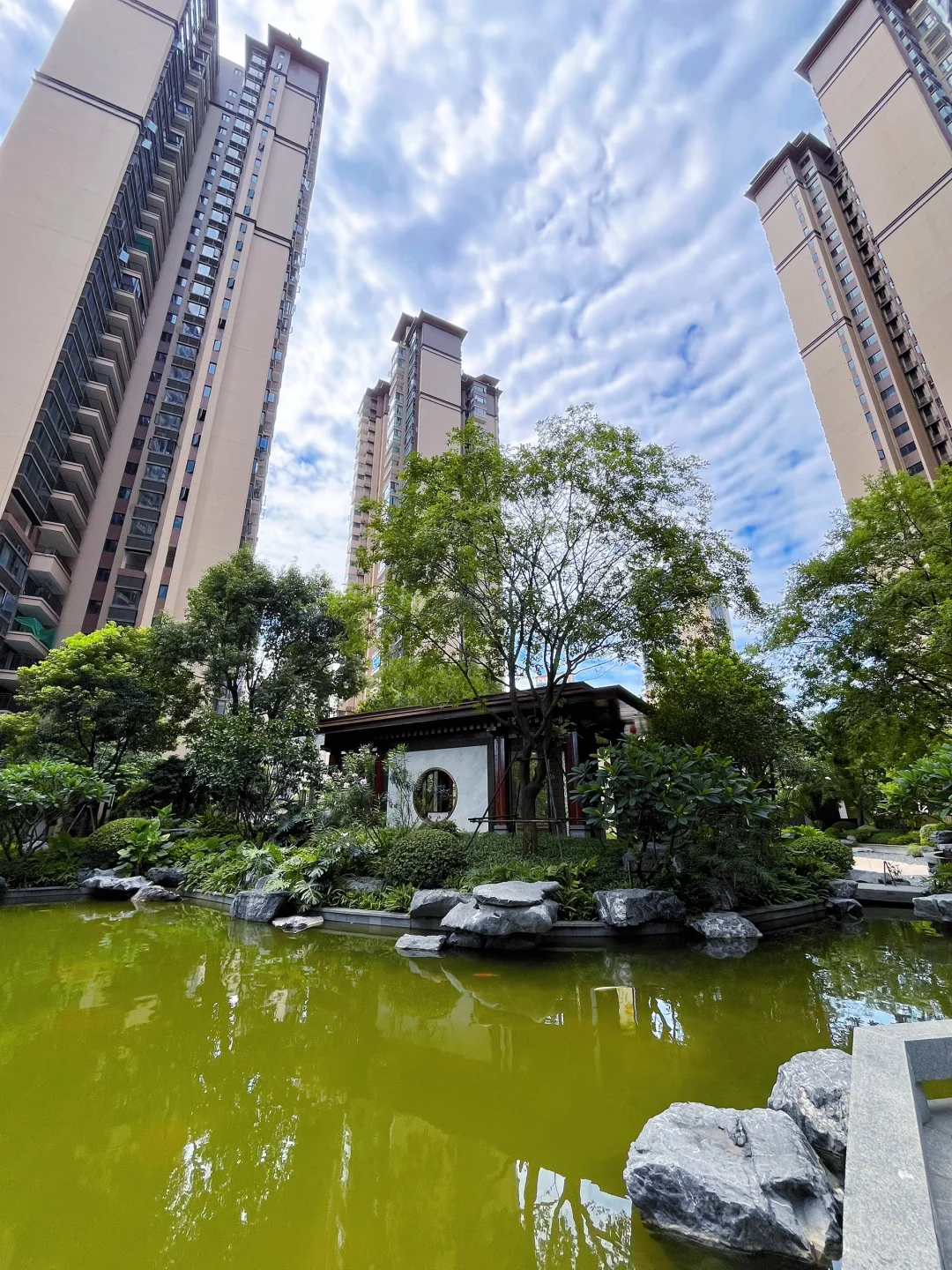 五象十四中地铁旁的别墅高层的保障房来了！