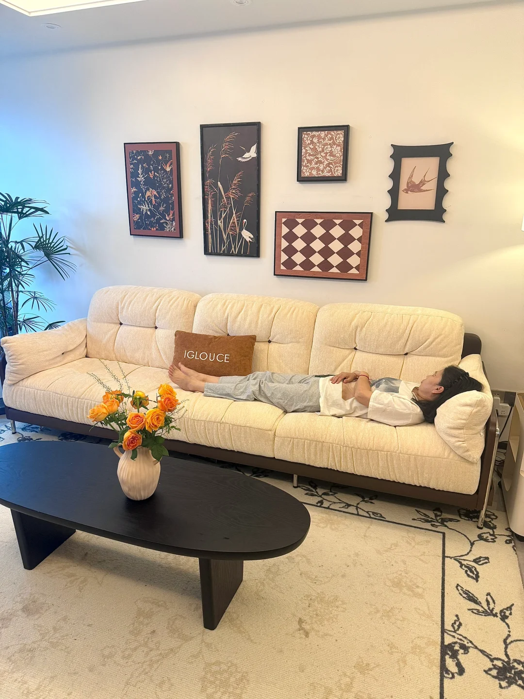 婆婆说这房子你们一家三口住的还挺舒服的…