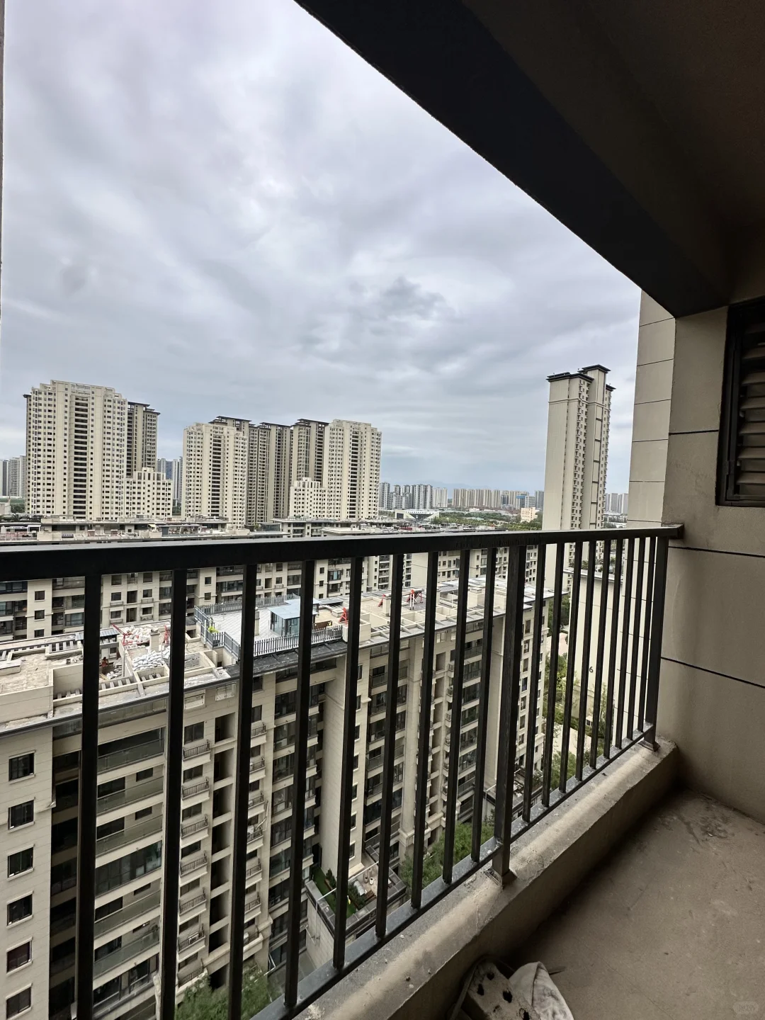 西安科技路上🥳105平精装次新房单价不到1.2