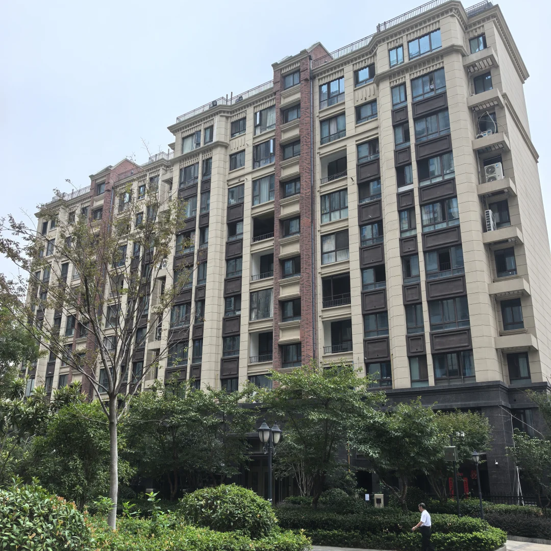 感谢房价下跌，200万拥有140平梦中情房