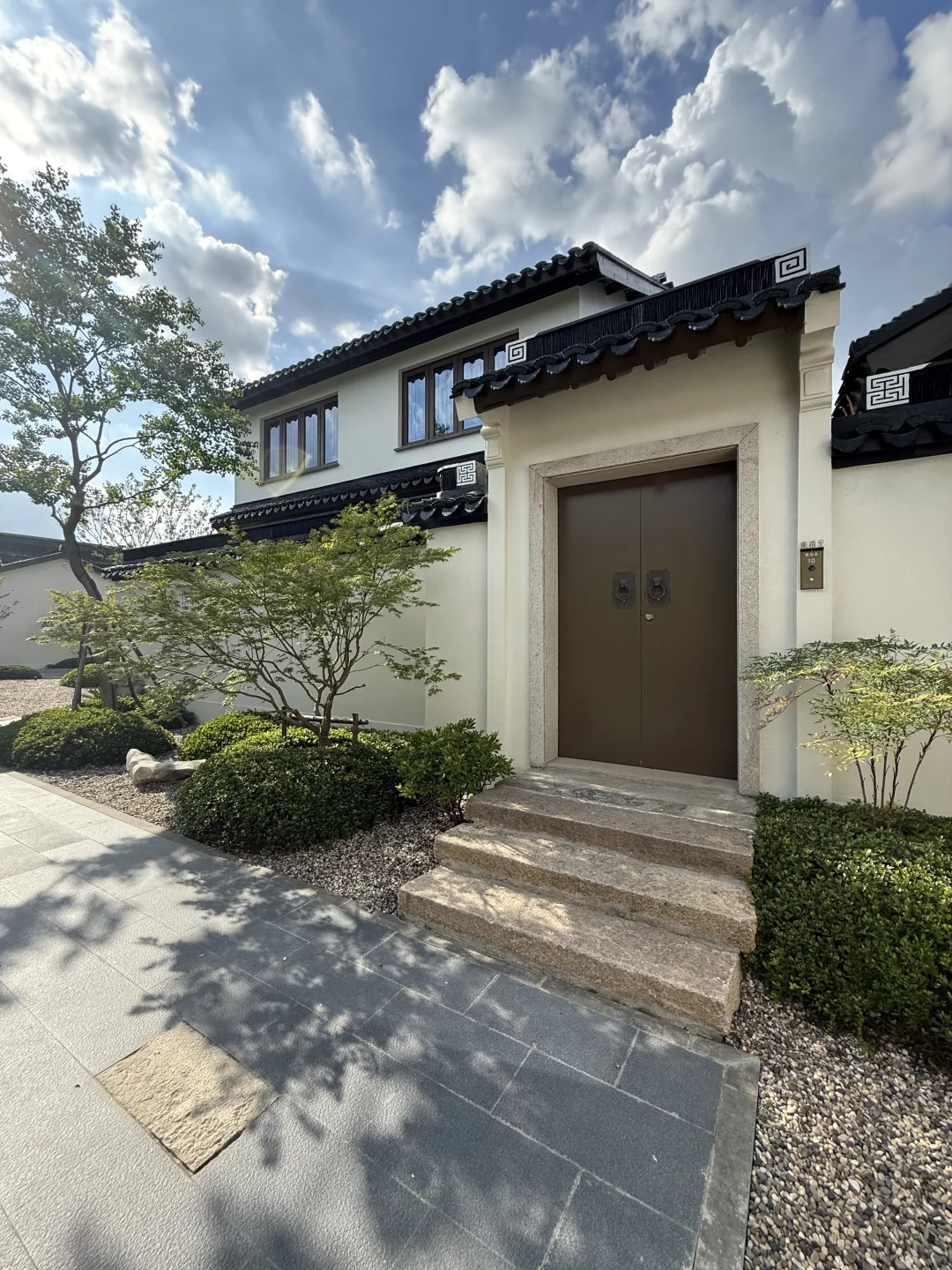 独栋别墅贱卖 原500多 现200万 不议价