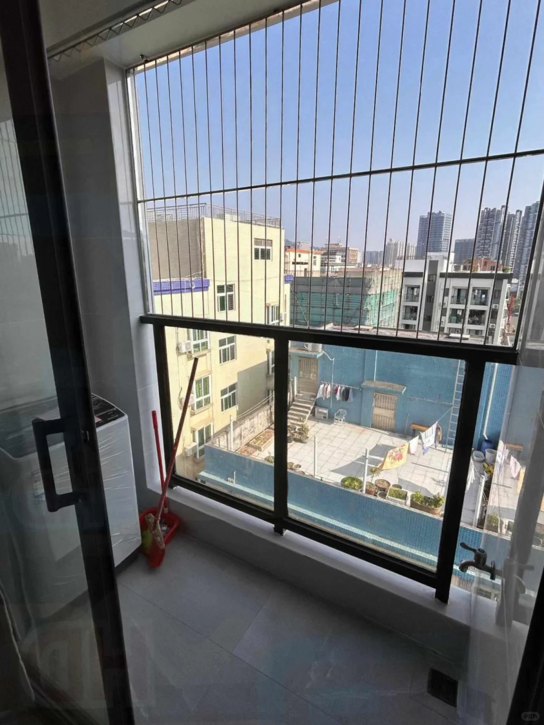 一房一厅带厨房，就是小了点，月付500