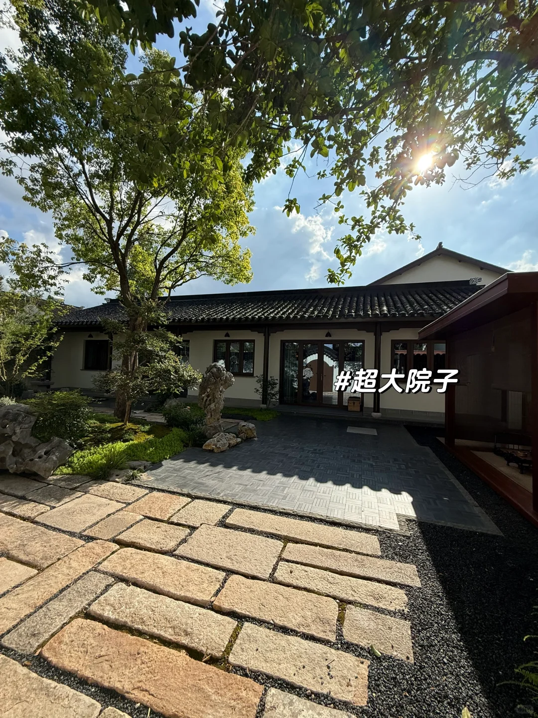 独栋别墅贱卖 原500多 现200万 不议价