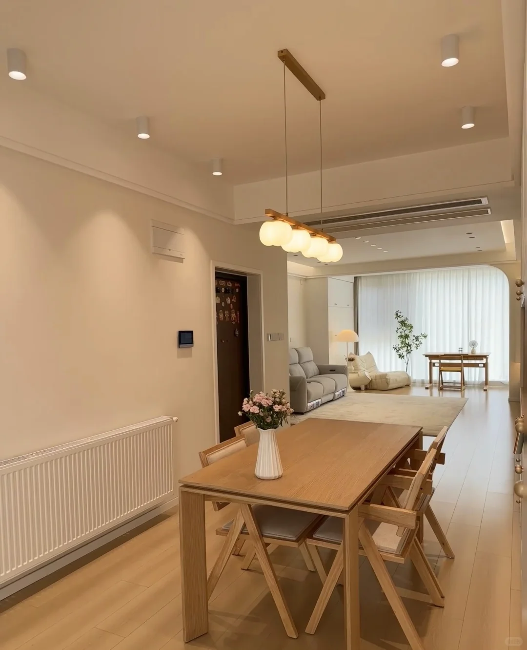 小姐姐自卖房🏡中央公园八中精装洋楼69一口