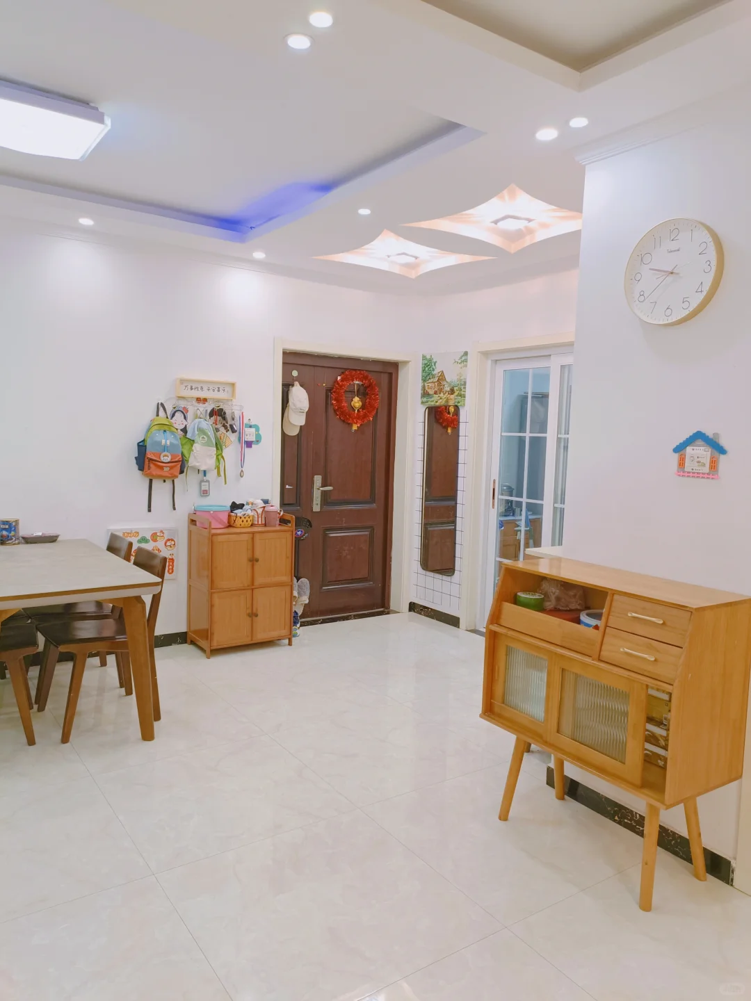 一家四口住在两室两厅的房子里🏠很丢人吗