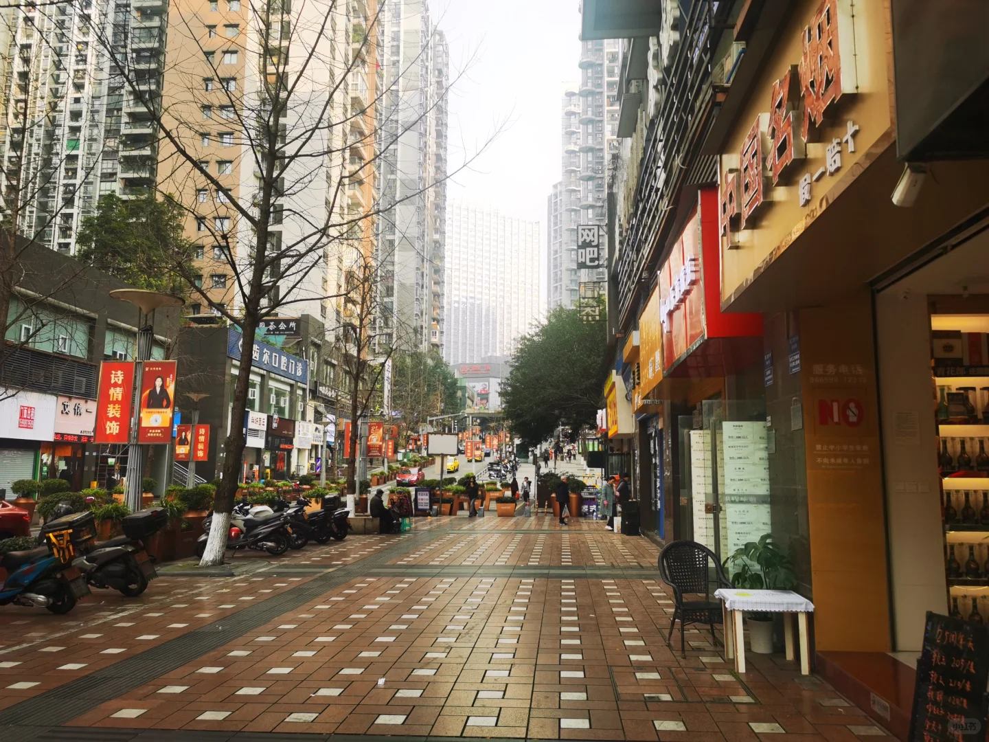 南坪核心商圈，成熟真实租约，高租售比。