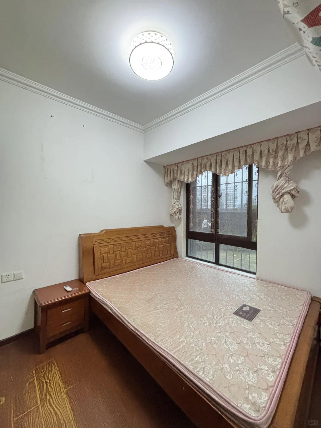 大学城｜精装3房带露台🏠｜商圈旁