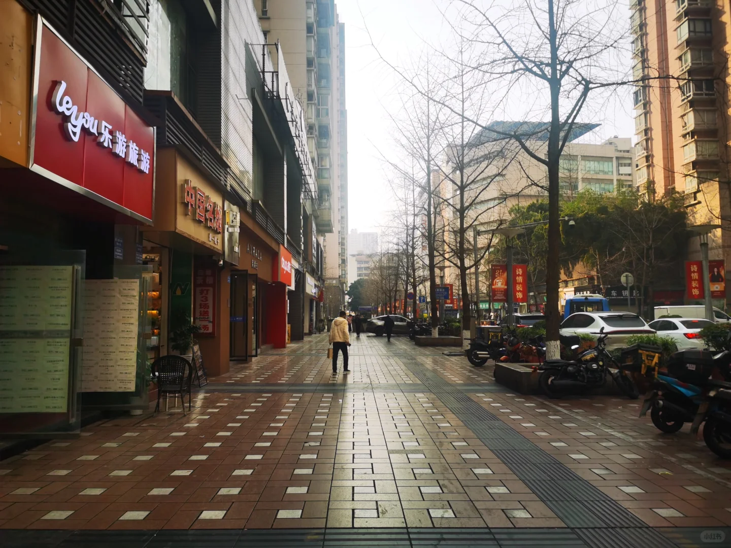 南坪核心商圈，成熟真实租约，高租售比。