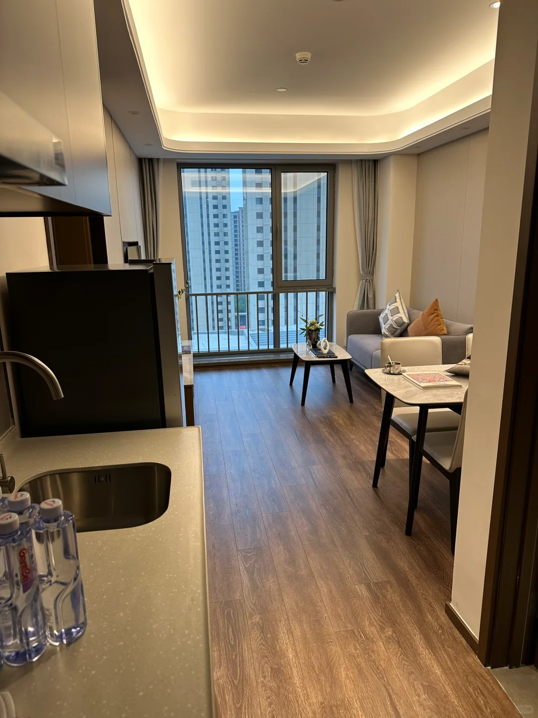 我发现住在商场楼上公寓感觉不要太好😀