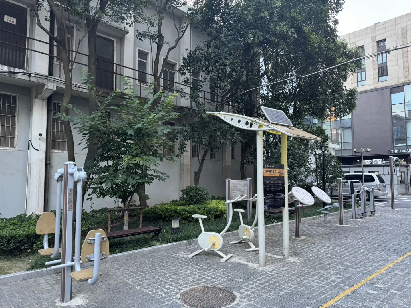 虹口北外滩，新上一批国资委社拍房，低于市