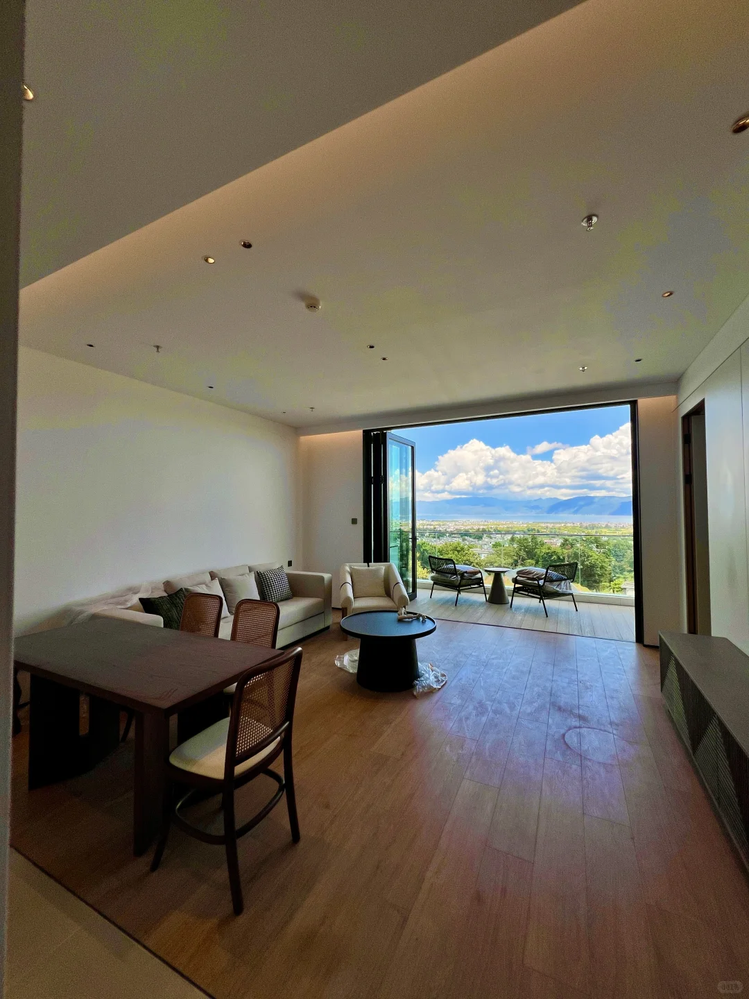 在大理｜40万的房子🏡阳台景观值300万🌊