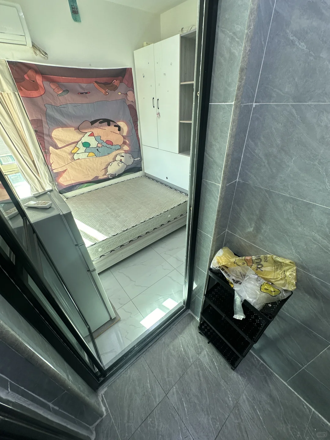 罗湖水贝小区电梯房个人转租已经搬走 实拍