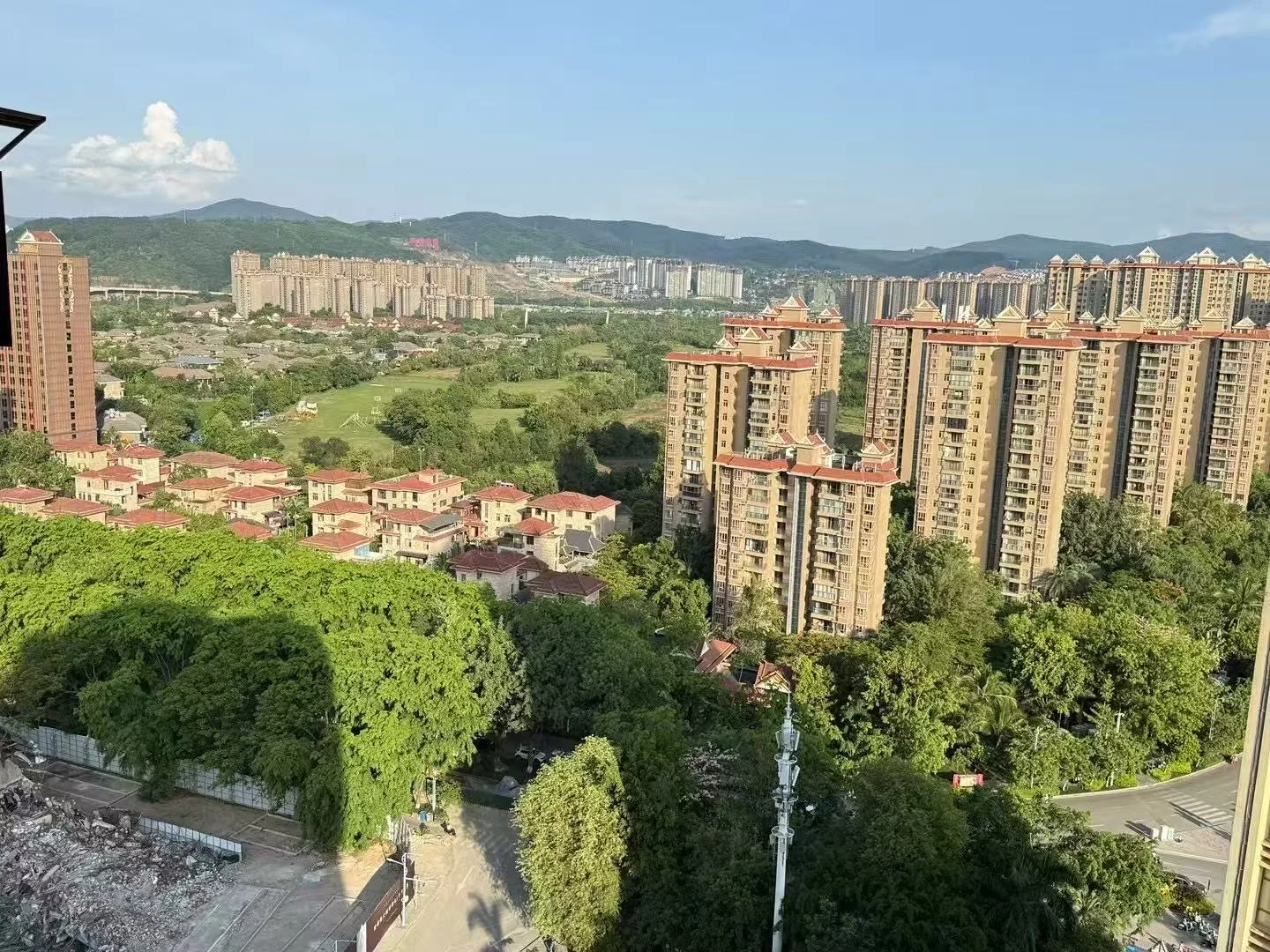 无中介，西双版纳市中心房子出租