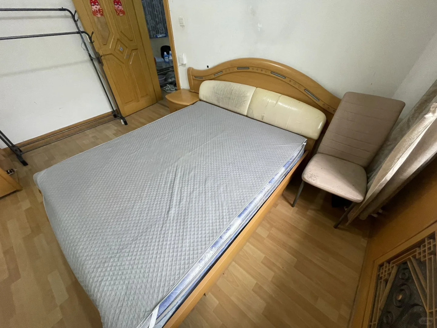 沈阳中街商圈青年合租房 包水电网费 3分