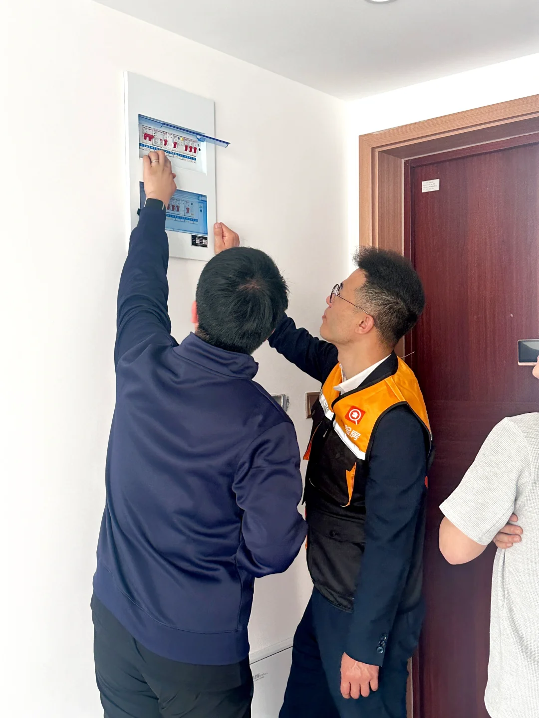 收房不验房？小心踩雷！91验房专业避坑指南🏠