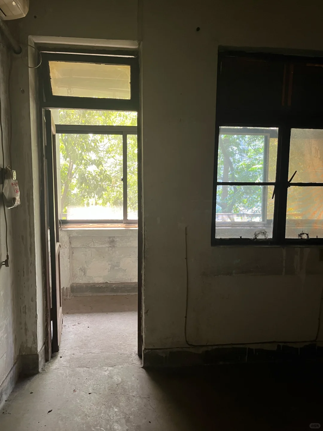 是我见过最破的🏠