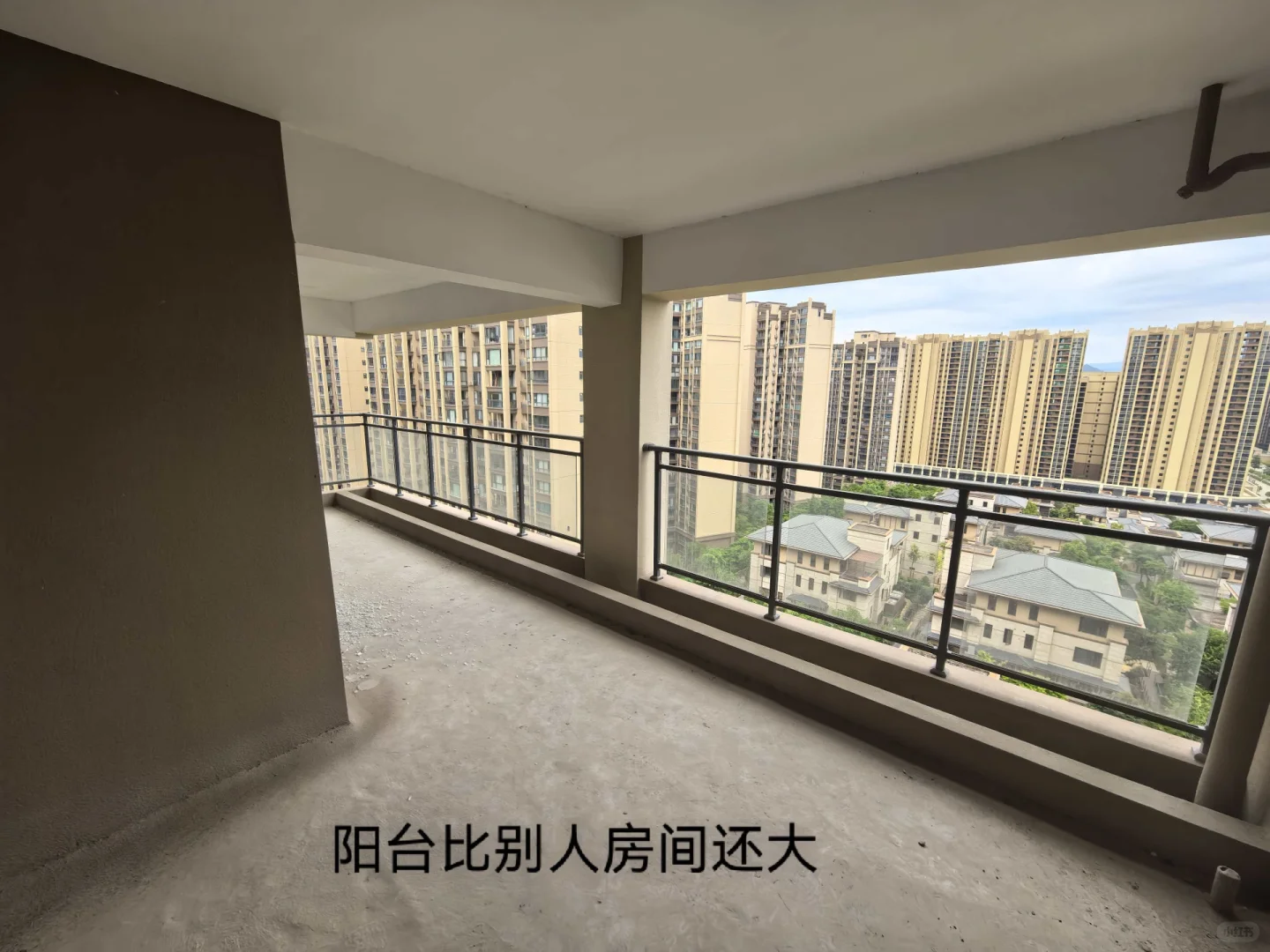 想买新县城大户型的看过来，铁汉楼王打骨折