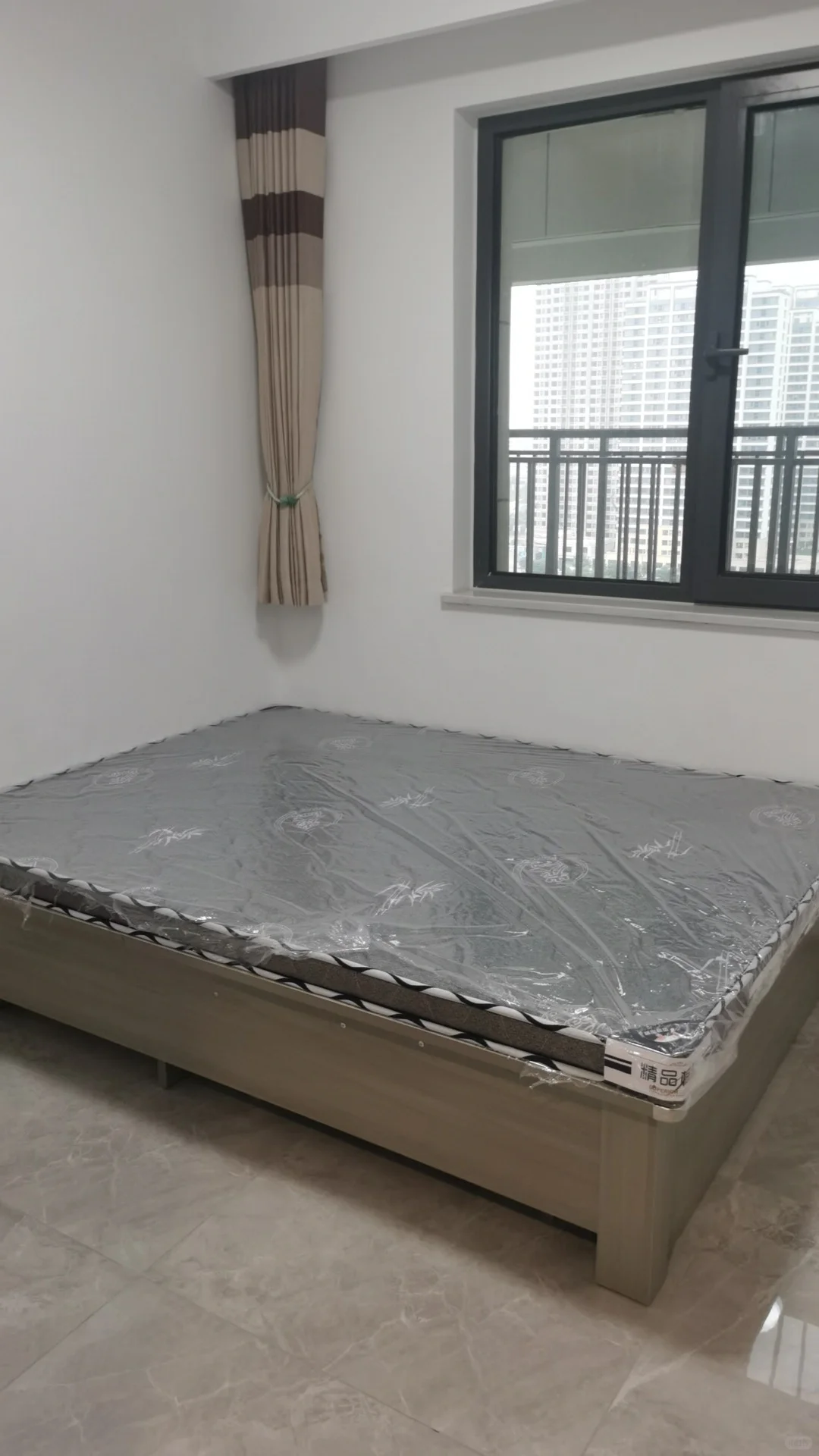 精装三室 房东本人 首次出租（已租）