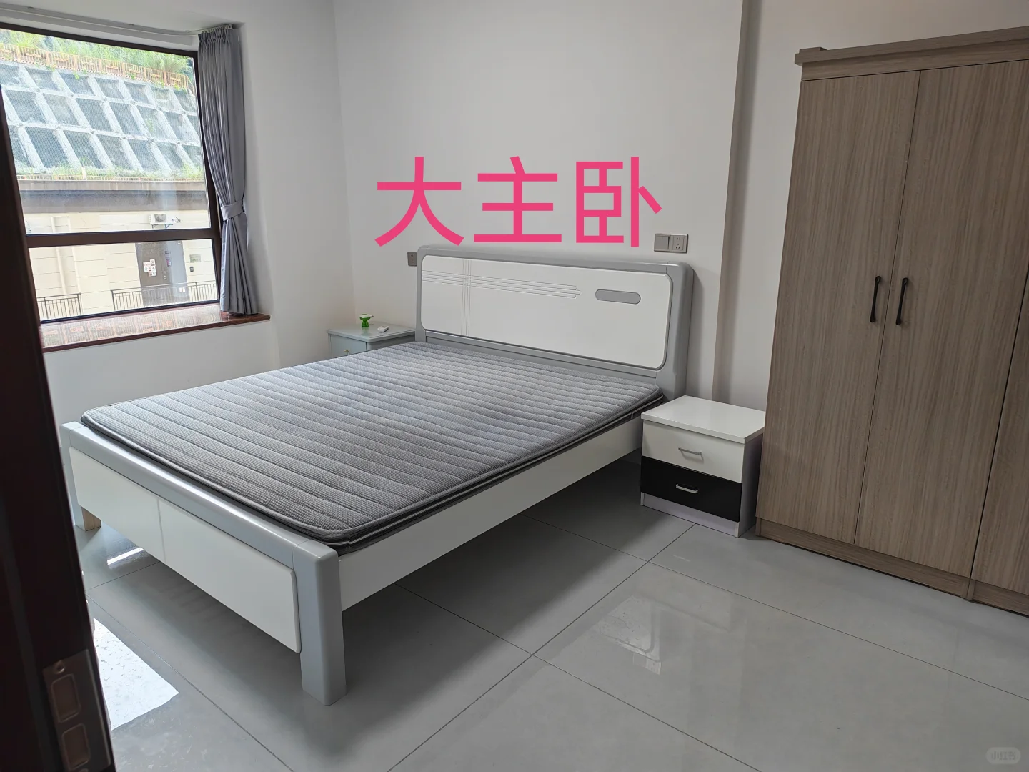 安溪六中对面，鼎盛天辰三房出租