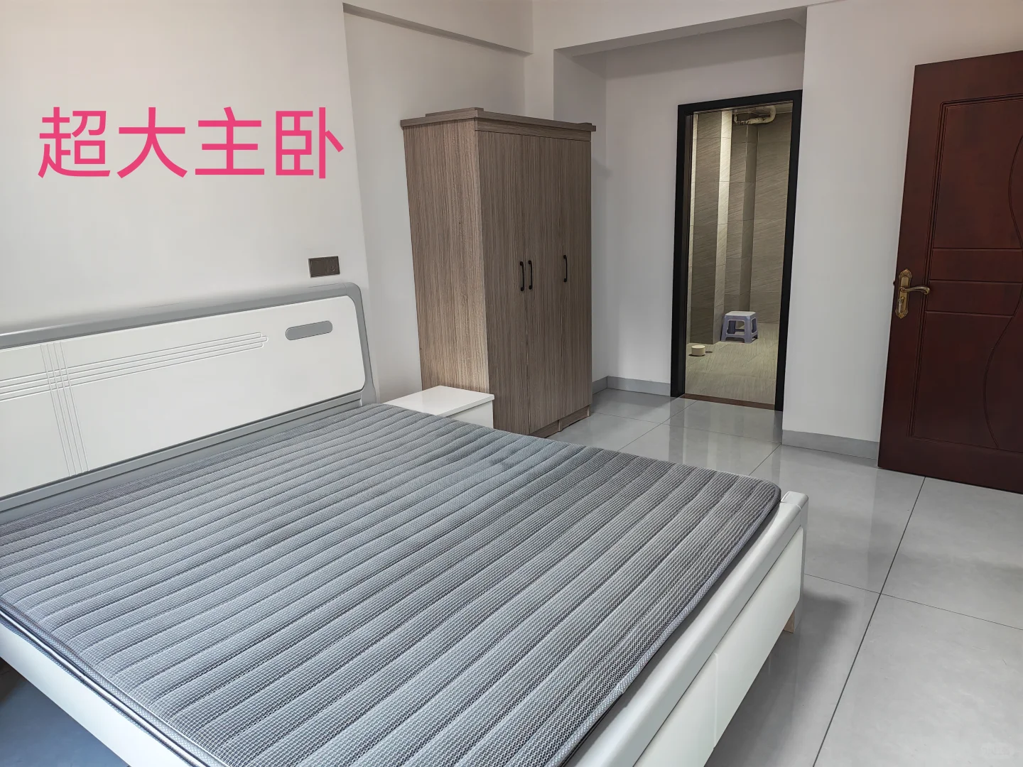 安溪六中对面，鼎盛天辰三房出租