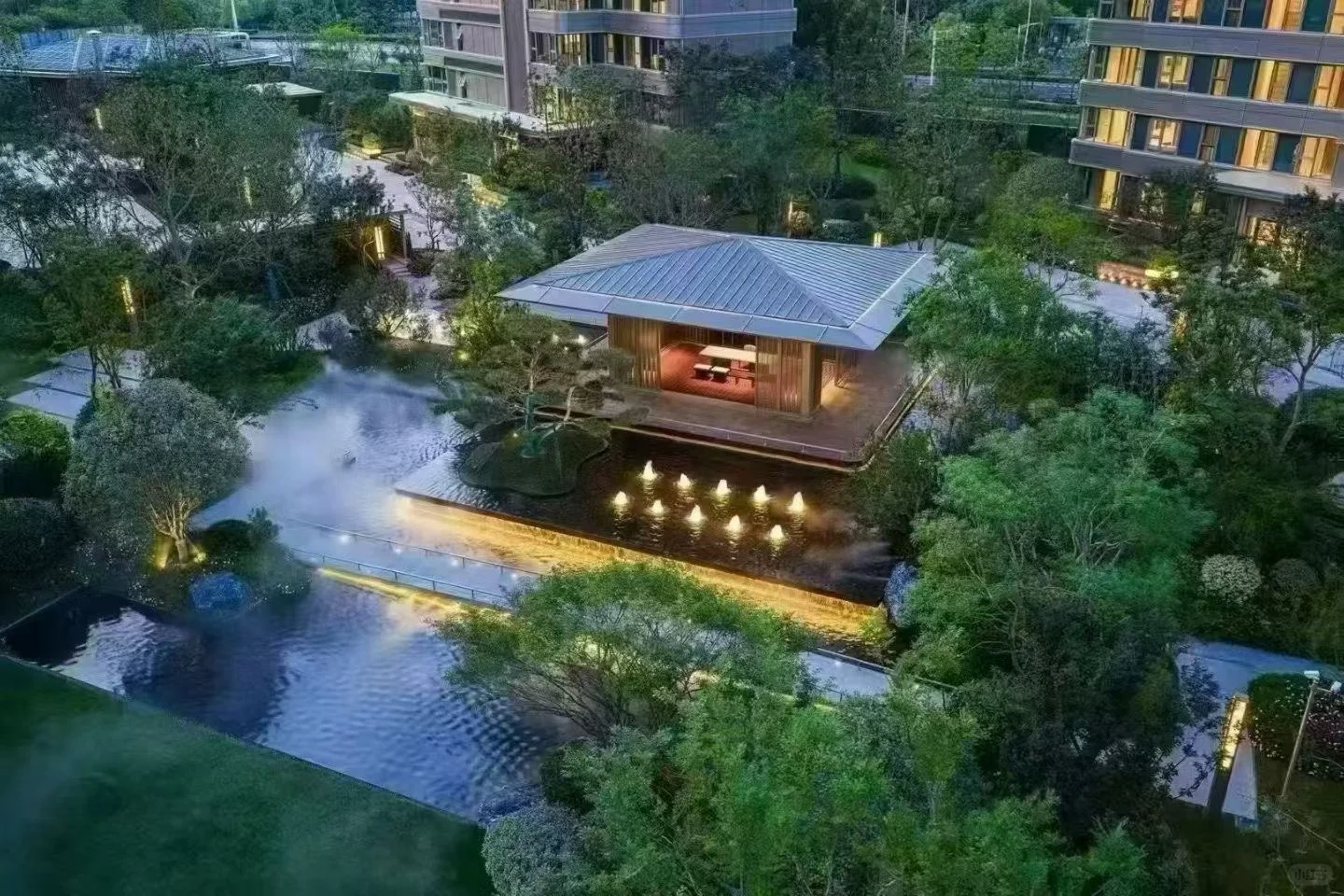 河西｜刚交付两个月，这一套楼王位置298㎡高