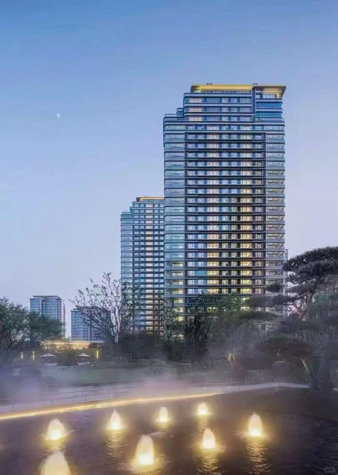 河西｜刚交付两个月，这一套楼王位置298㎡高