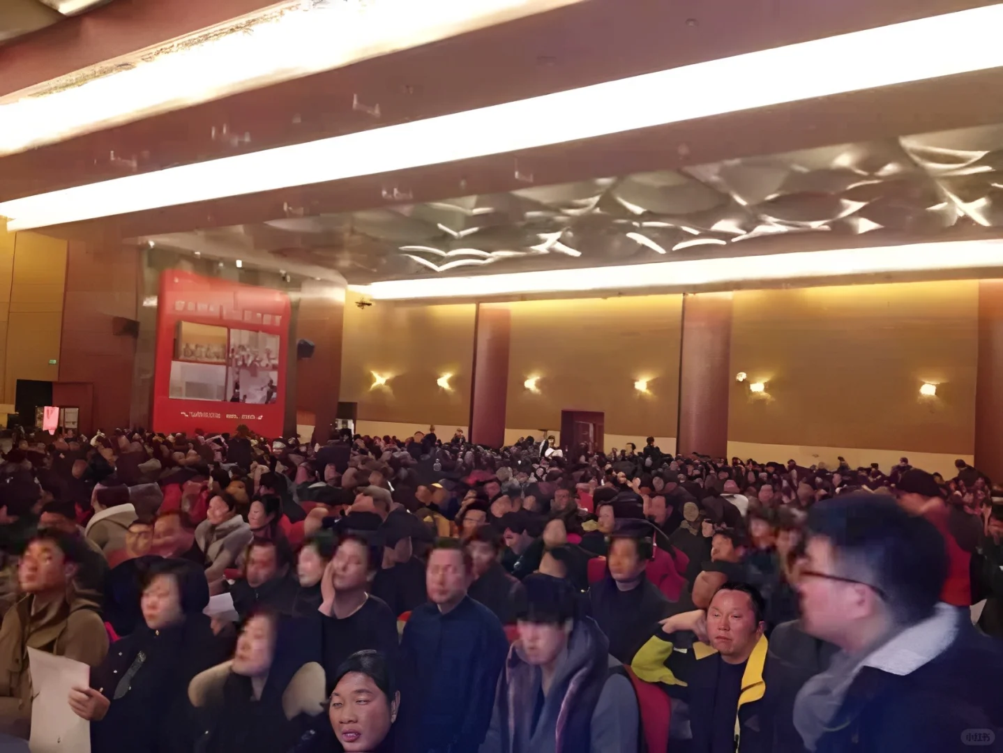 召集十年以上置业顾问📣