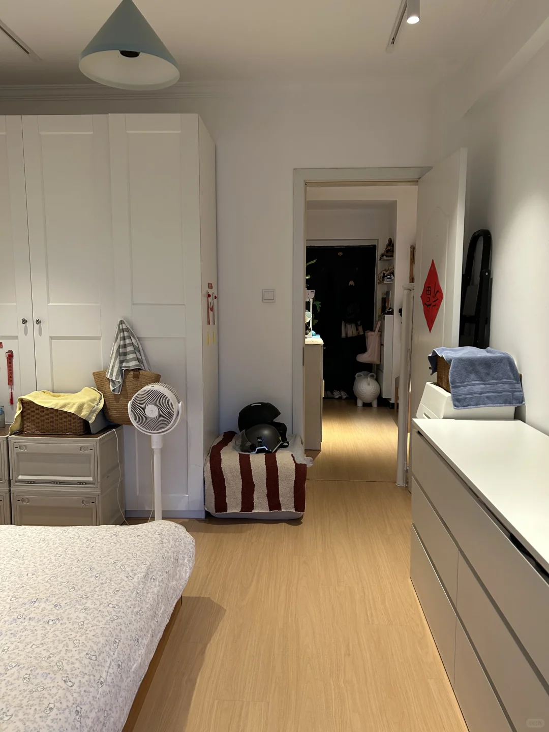 两室一厅，🏠宜居的家。