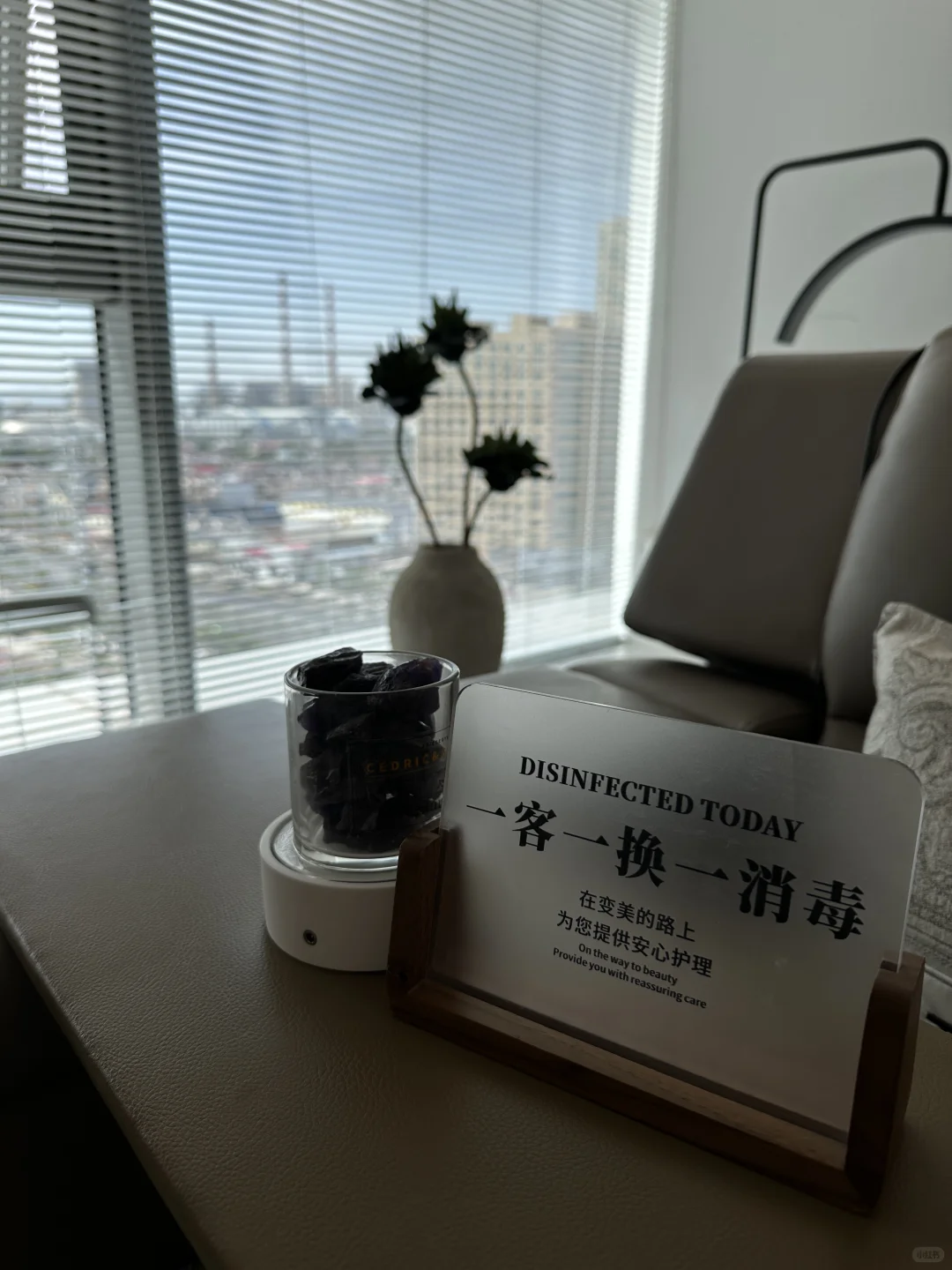 一家在邯郸公寓里的美甲店