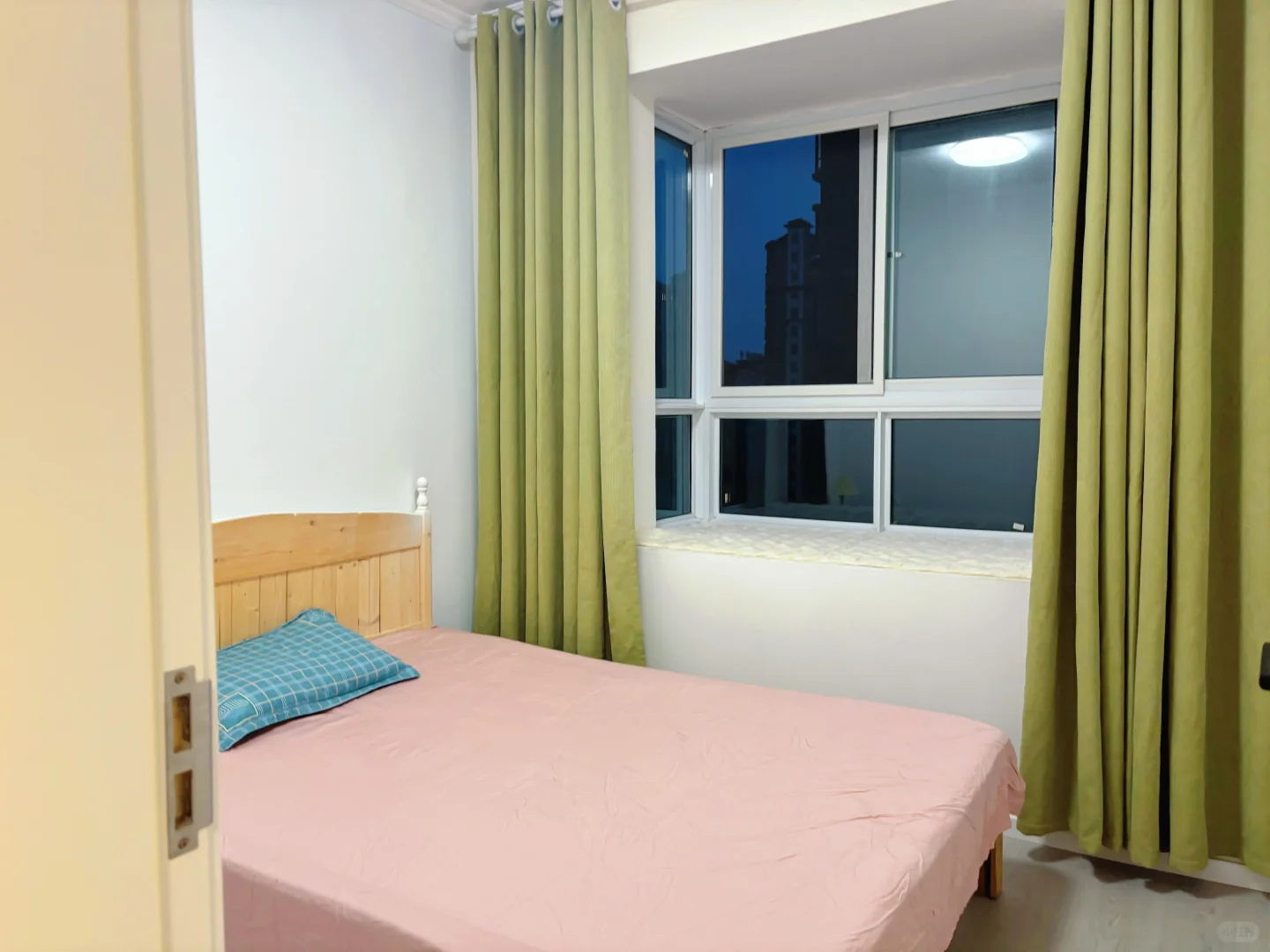 安阳出售一室一厅 房东本人出售不是中介