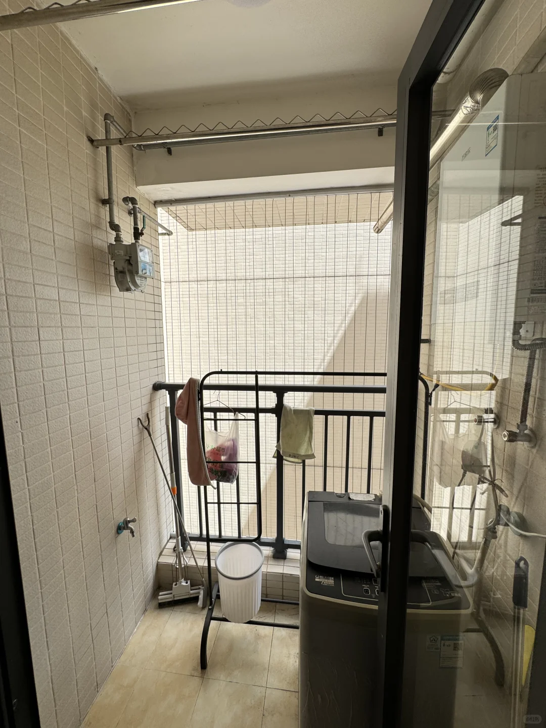出租一房一厅高楼层小新塘回迁房D5区
