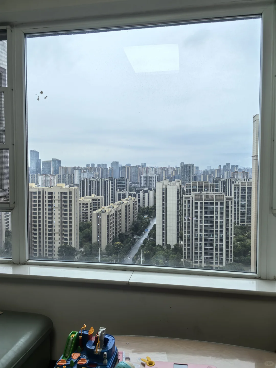 二八板块-次新小区-地铁口-拎包入住
