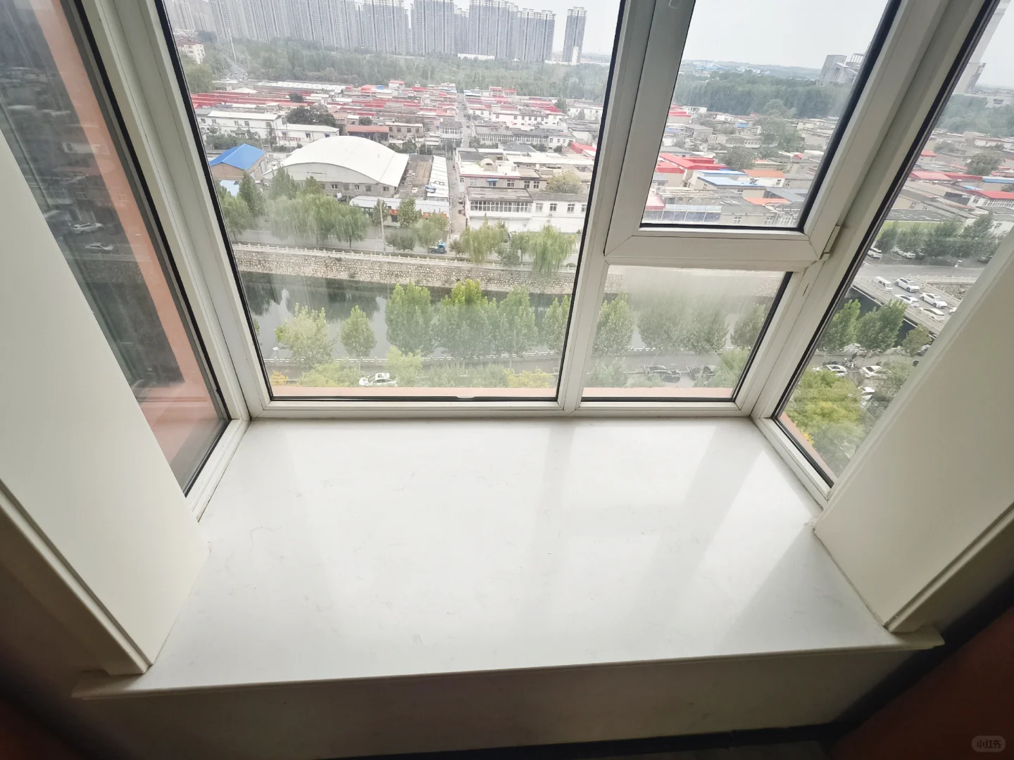 邯郸火车站旁，美景城精装两居室，房东直租