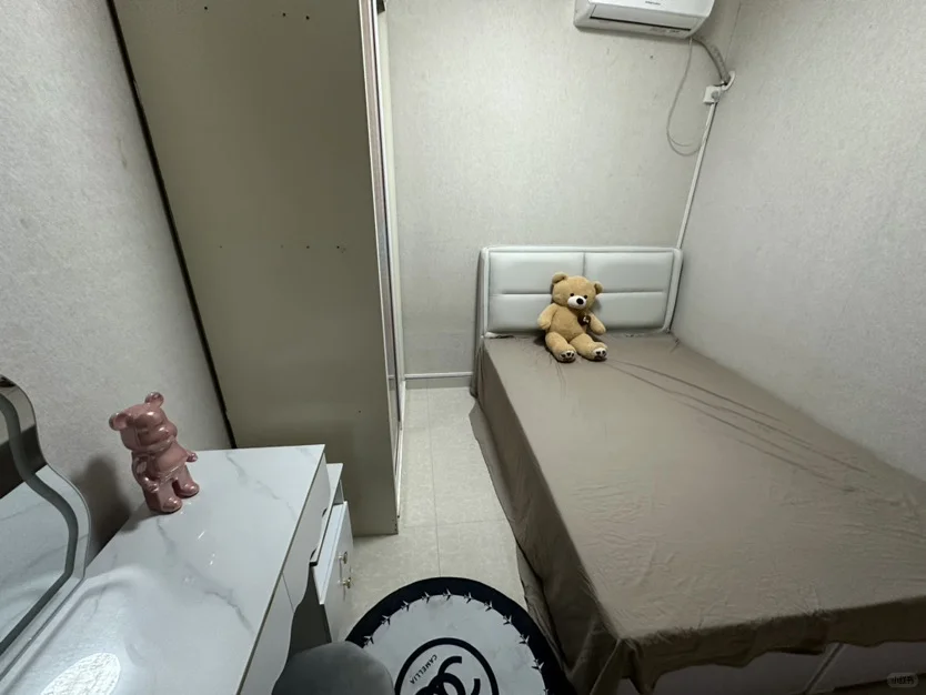 邯郸一室一卫特价750 无中介临康德邯郸道旁