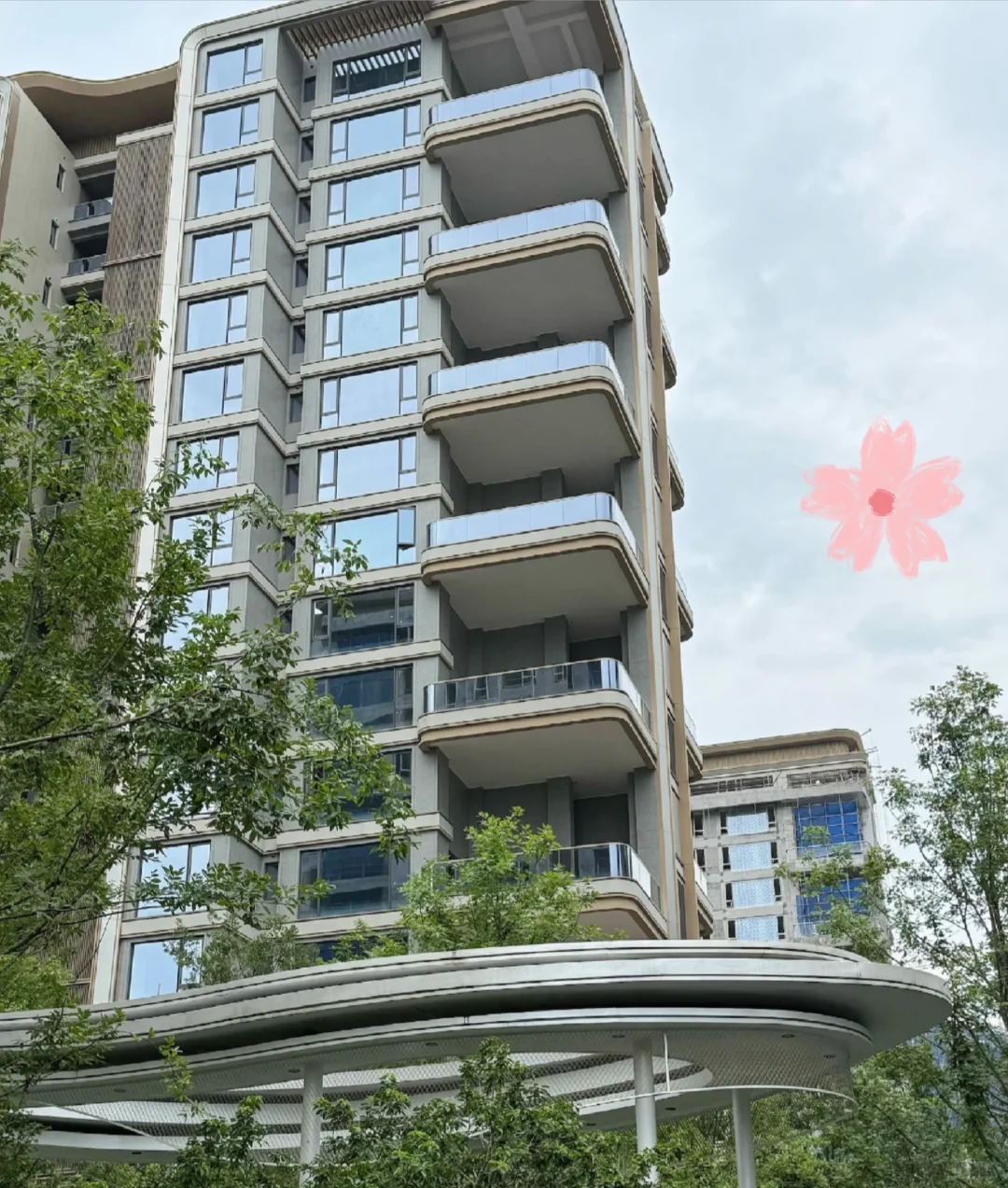 深圳房价一下回到以前，原1100w现650w拿下