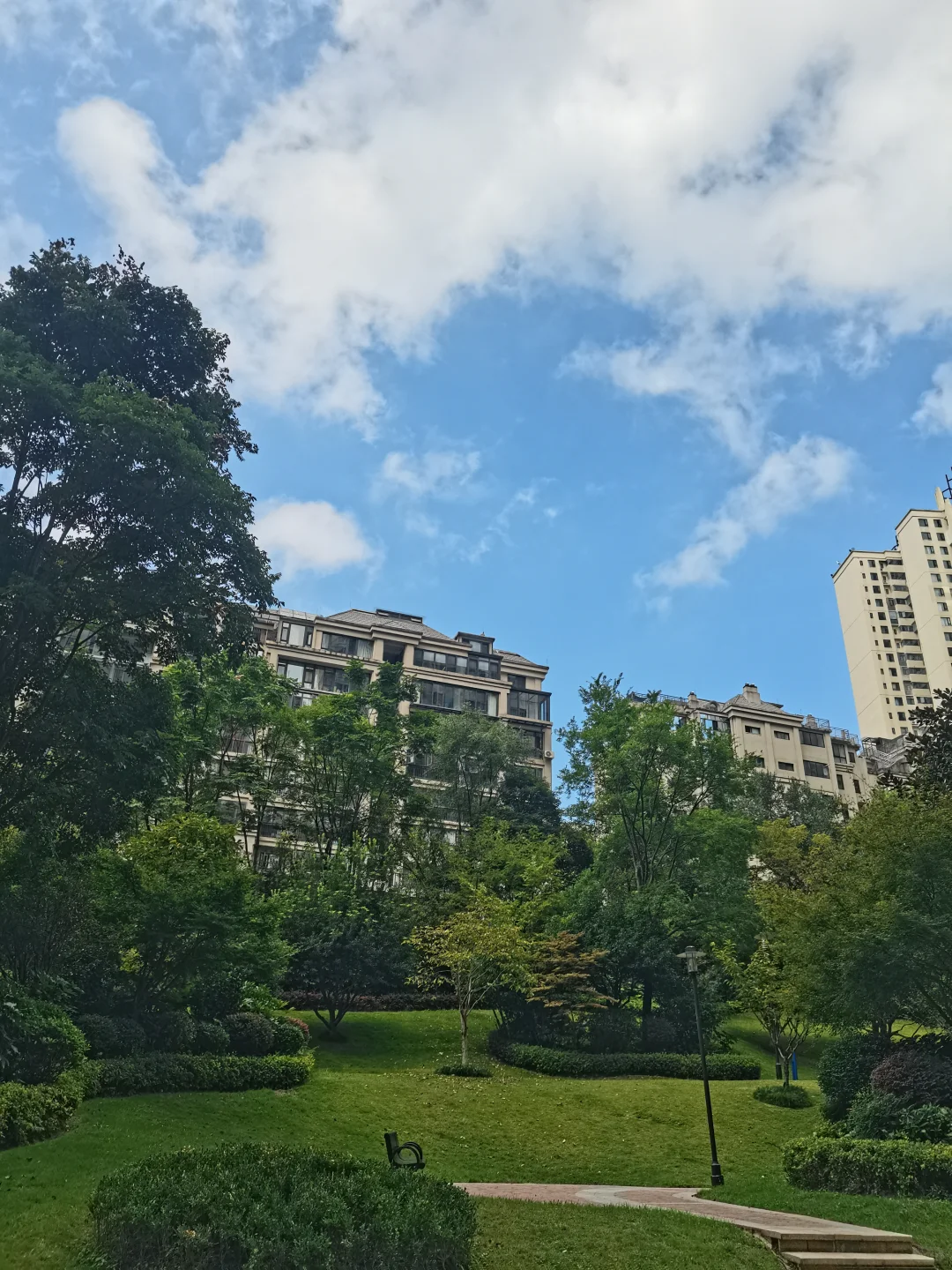 别人家小区系列：住这个小区也太幸福了吧！