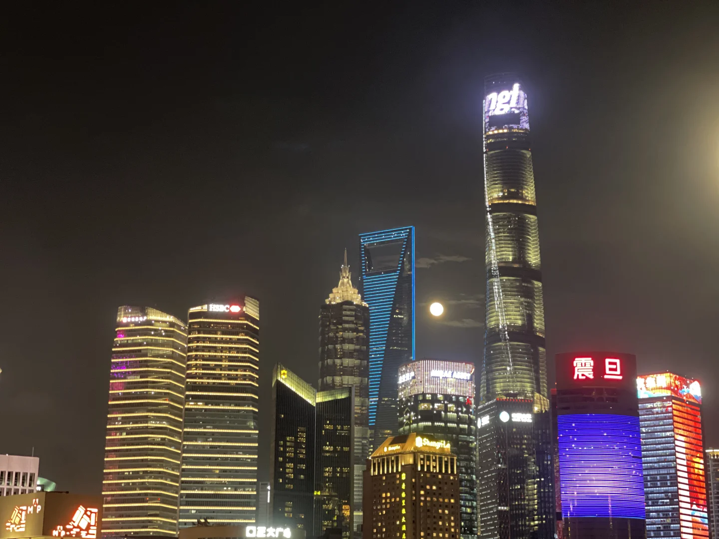 奢侈品行业洞悉｜2025奢品市场四大趋势