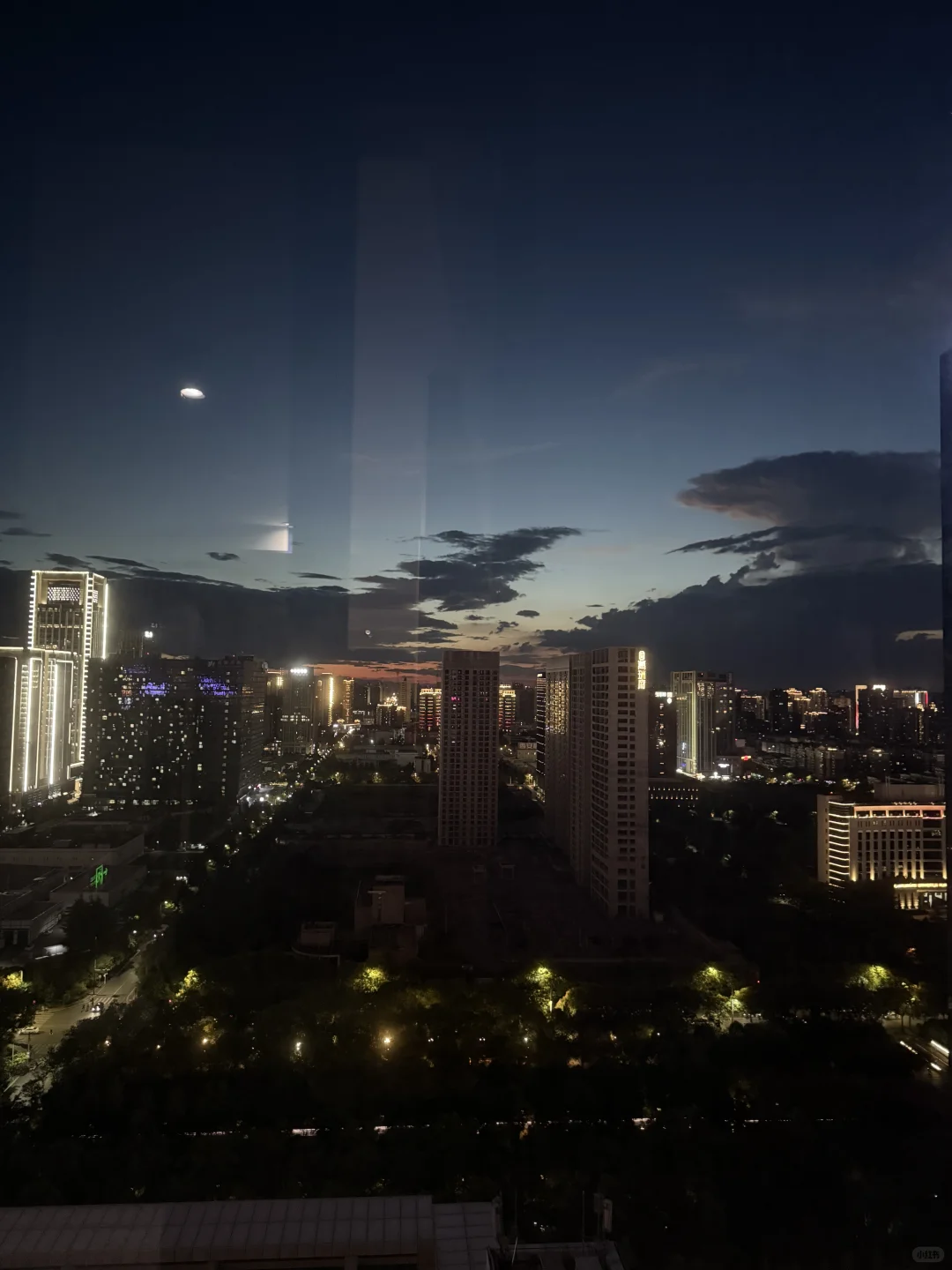 宝宝，你是一个券商牛马