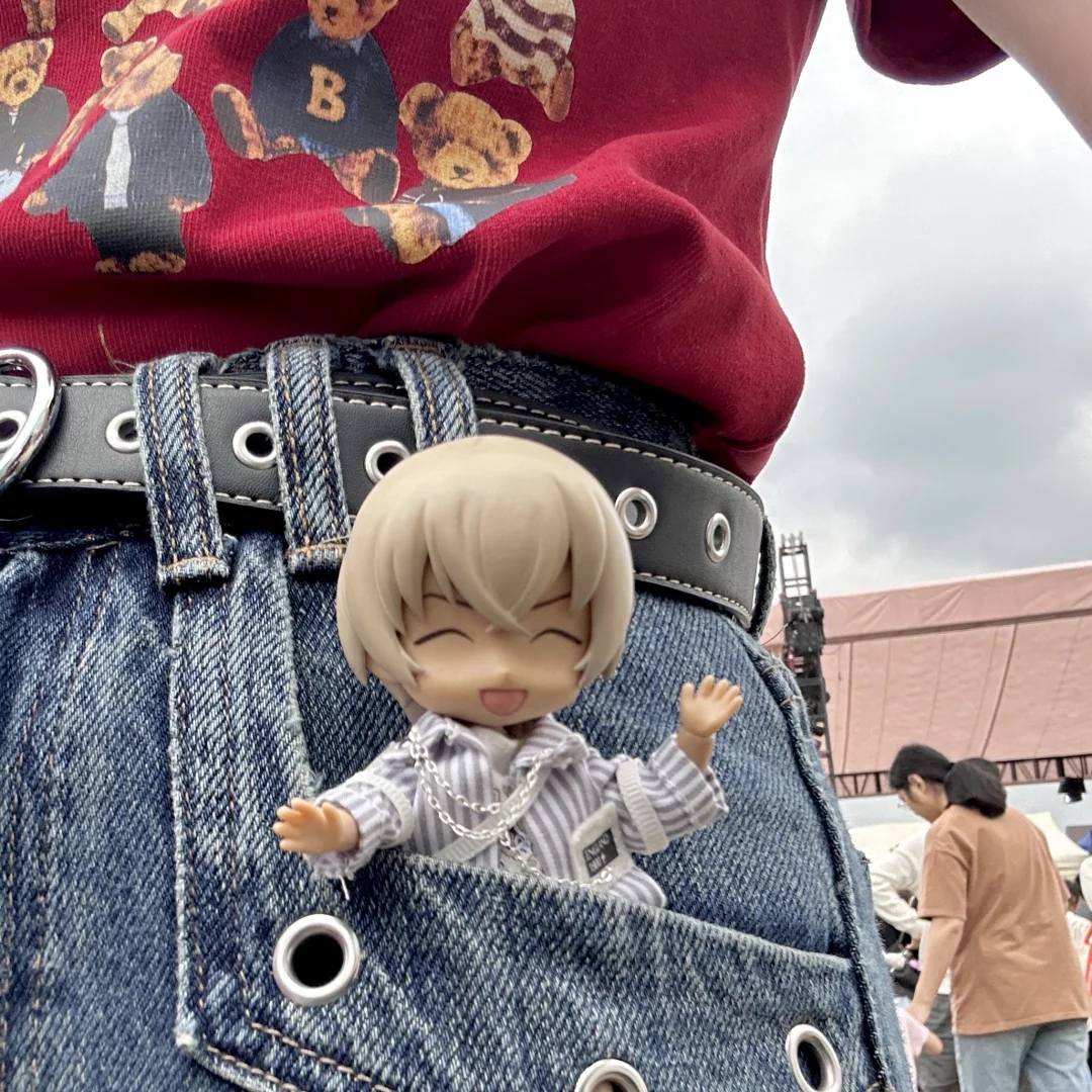 酷boy兴致勃勃潜入咖啡市场调研😎